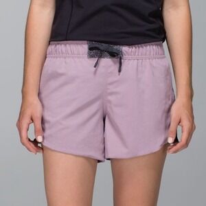 Lululemon Go the Distance Reversible Shorts Women's 10 Mauvelous‎ Athleisure